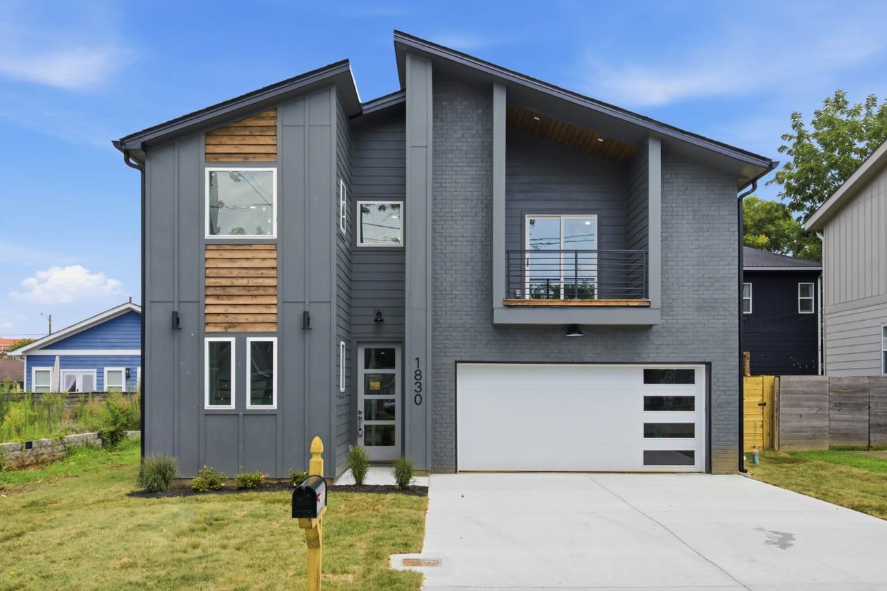 1830 Owen St - Photo 1