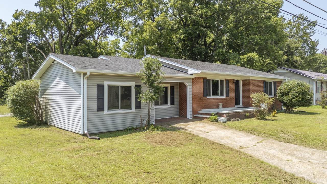 111 N Elm St - Photo 1