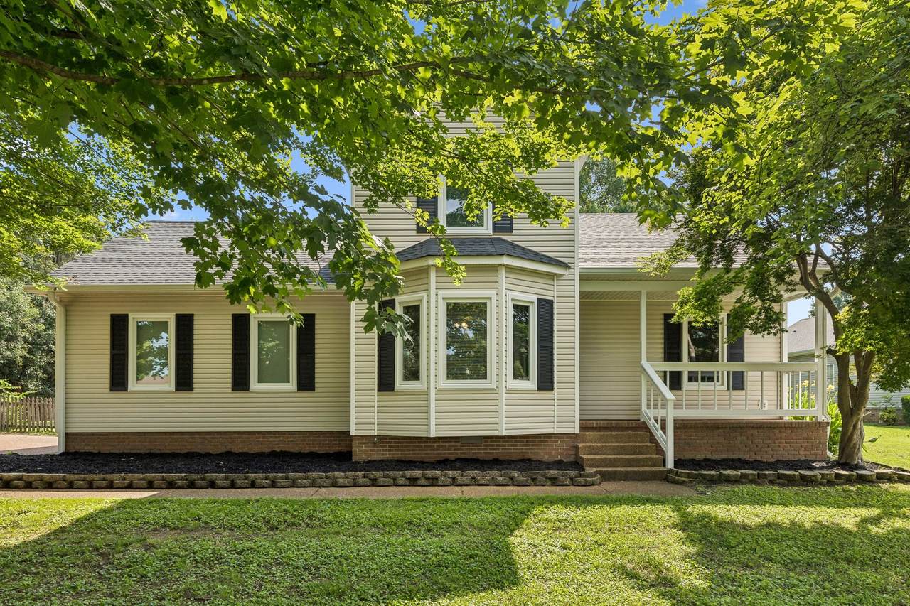 705 Murray Dr - Photo 1