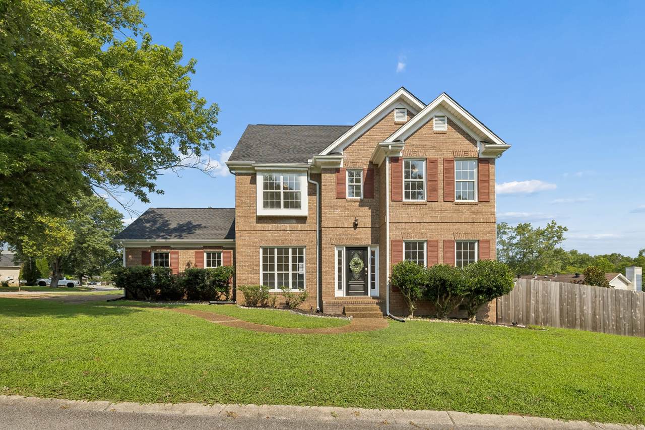 799 Jaywood Dr - Photo 1
