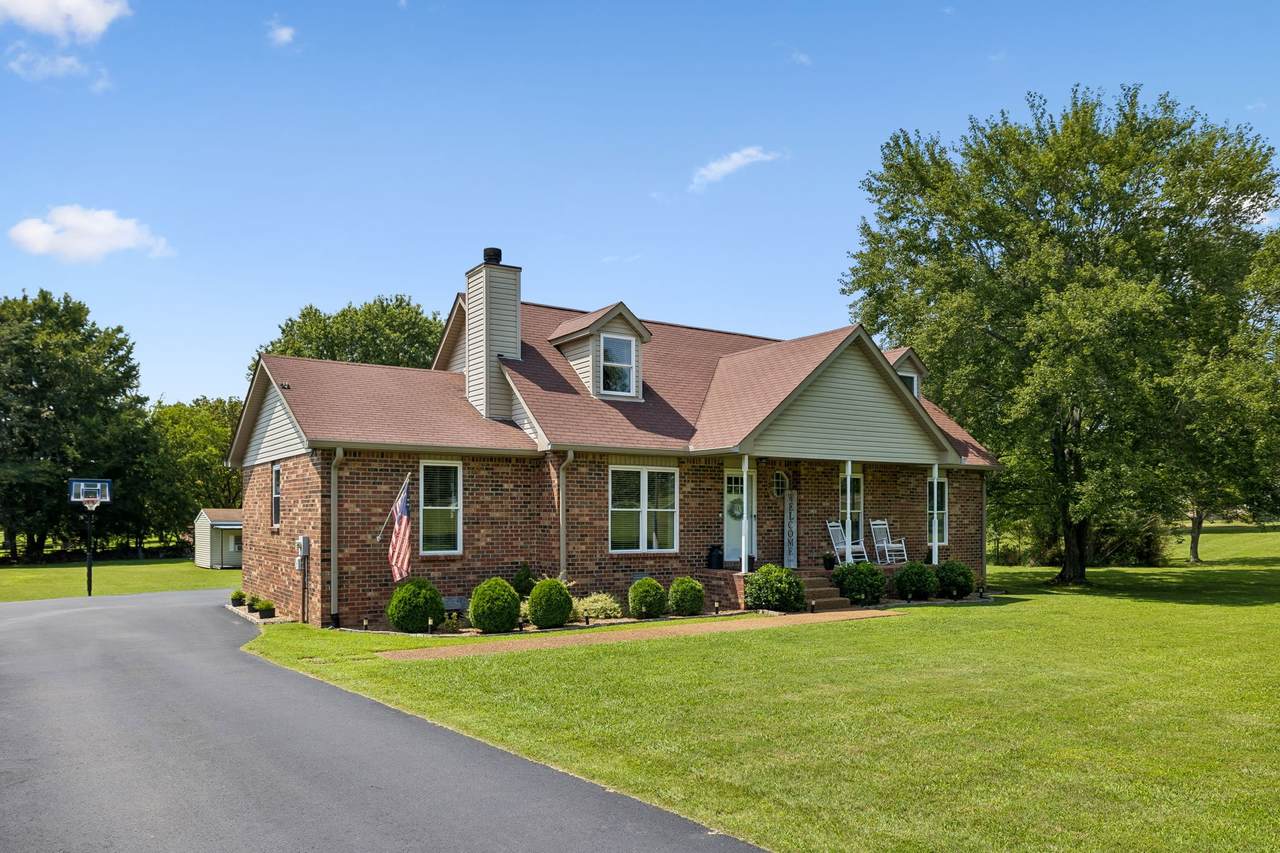 629 Shelley Dr - Photo 1