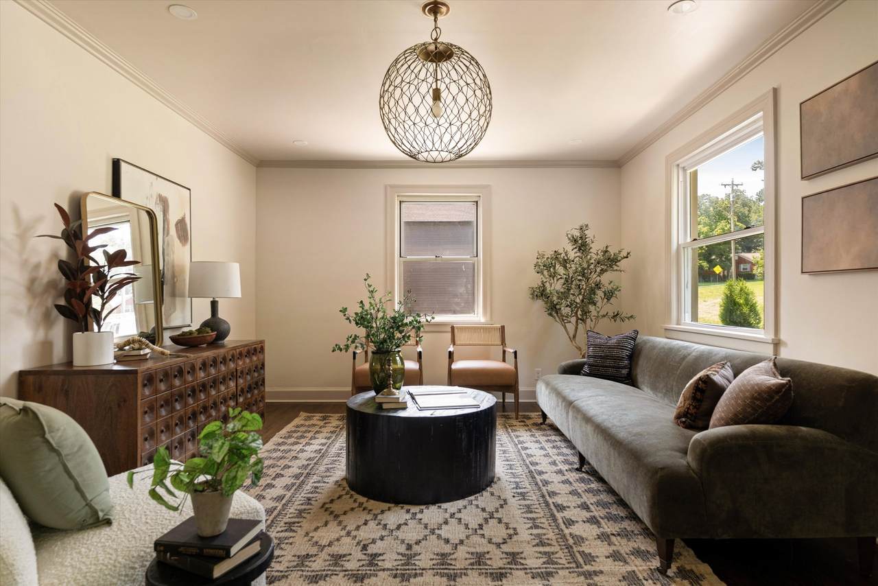 2520 Sheridan Rd - Photo 1