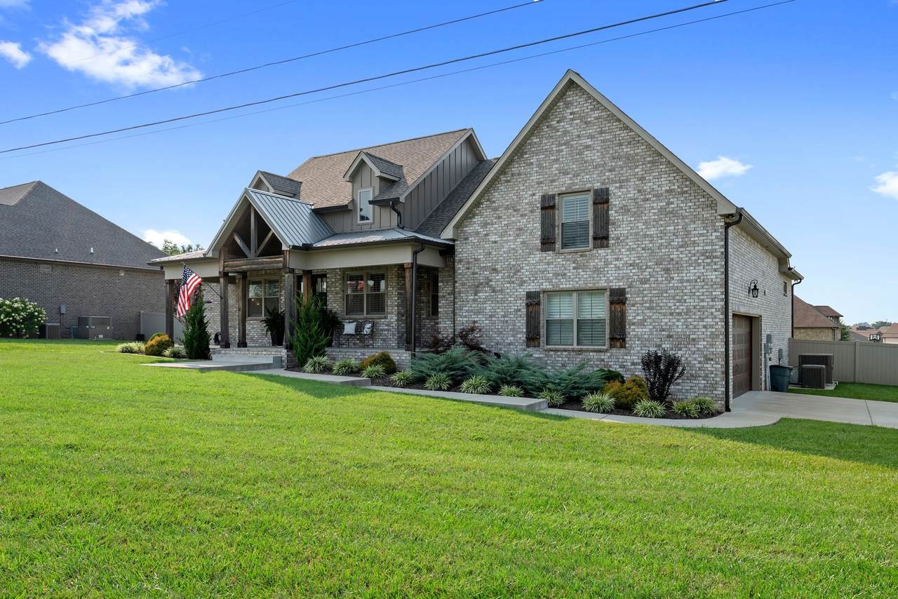 https://bt-photos.global.ssl.fastly.net/nashville/1280_boomver_1_RTC3312550-1.jpg