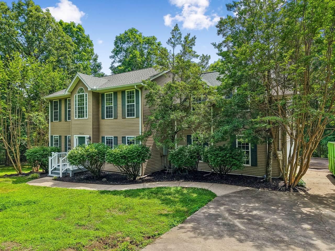 7555 County Line Rd - Photo 1