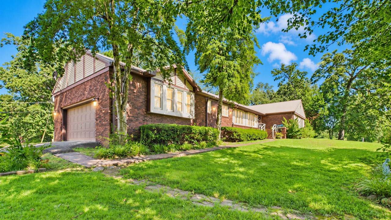 99 Dogwood Dr - Photo 1