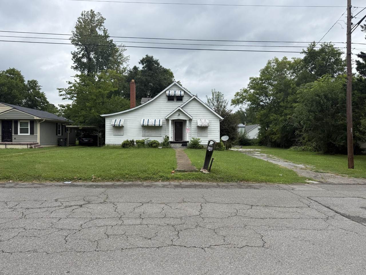 https://bt-photos.global.ssl.fastly.net/nashville/1280_boomver_1_RTC3312735-1.jpg