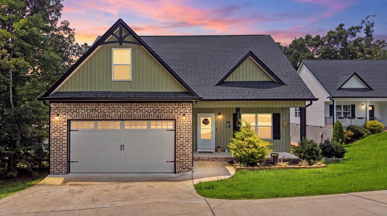 233 Eastview Cove Drive - Photo 1