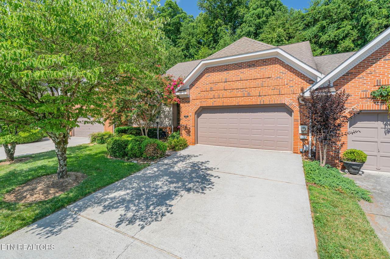 8511 Oxford Drive - Photo 1