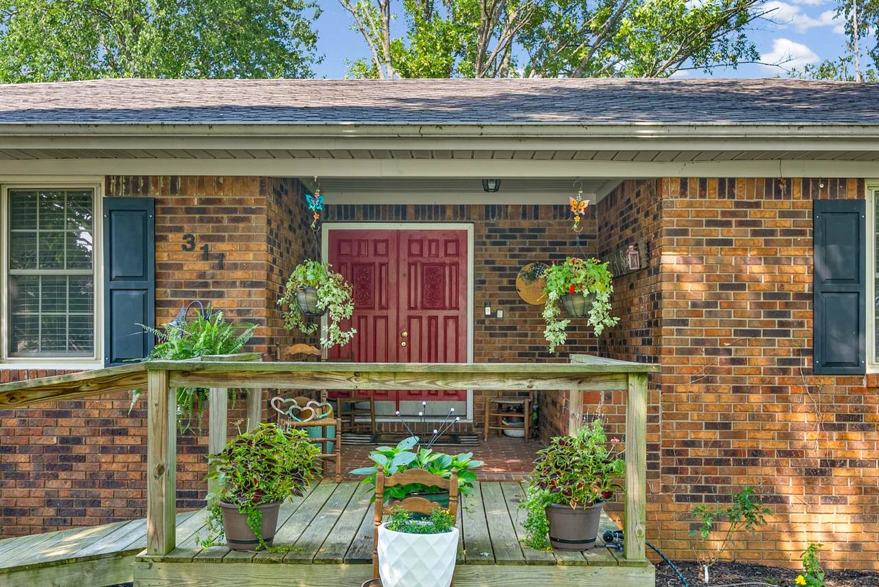 https://bt-photos.global.ssl.fastly.net/nashville/1280_boomver_1_RTC3314280-1.jpg