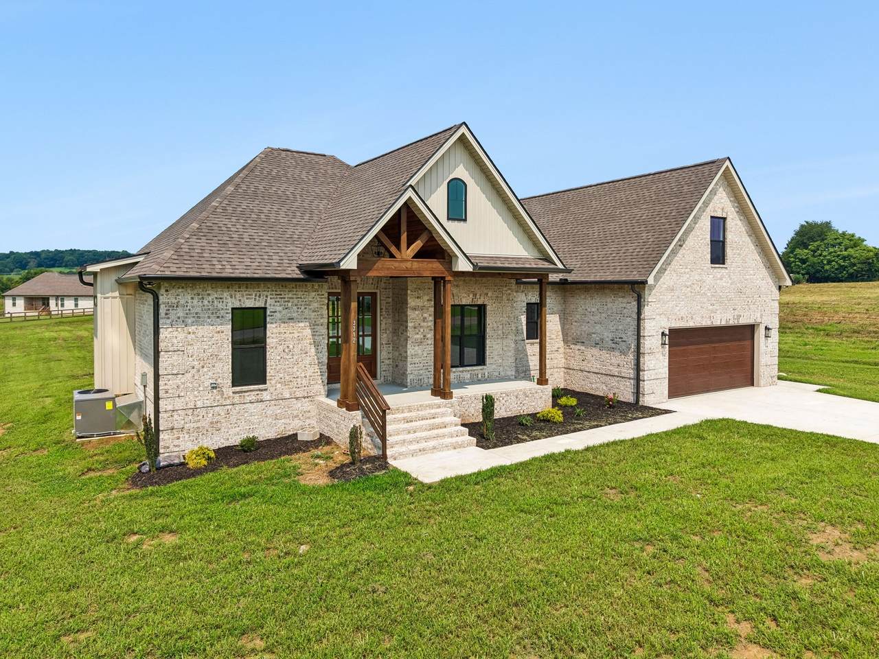 https://bt-photos.global.ssl.fastly.net/nashville/1280_boomver_1_RTC3314350-1.jpg