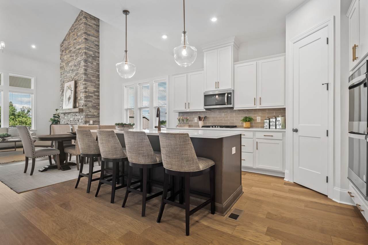 4633 Hessey Rd - Photo 1
