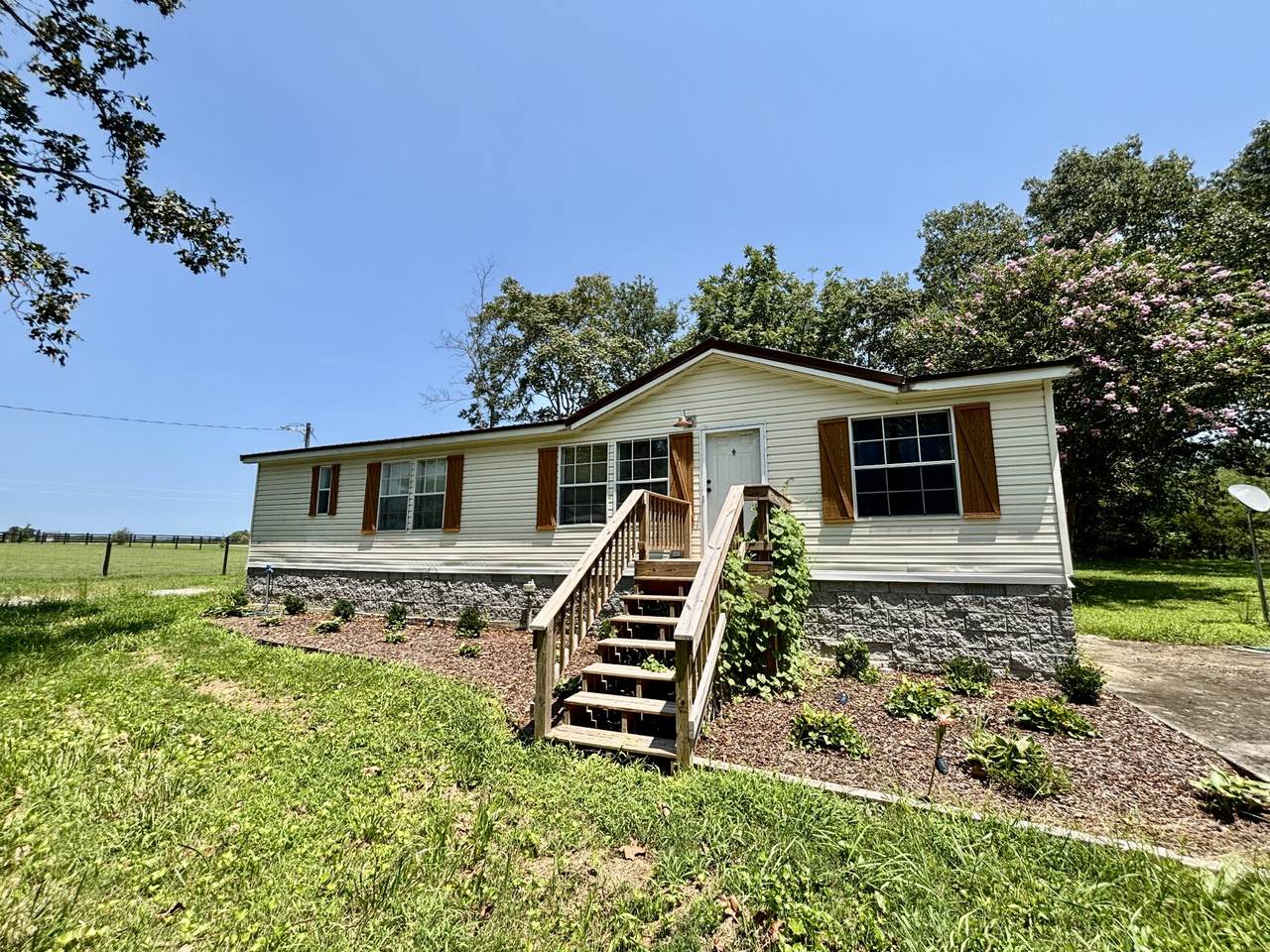 4816 Old Salem Lexie Rd - Photo 1