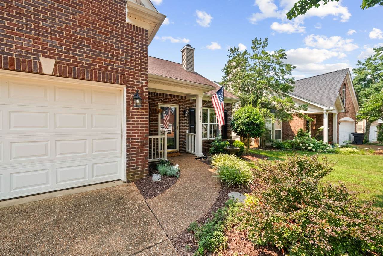 https://bt-photos.global.ssl.fastly.net/nashville/1280_boomver_1_RTC3314536-1.jpg