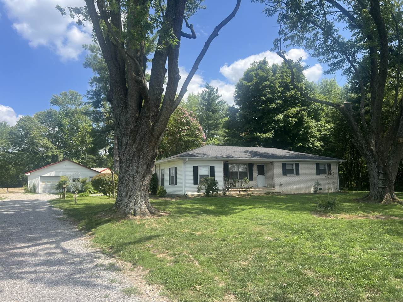 575 Jackson Rd - Photo 1