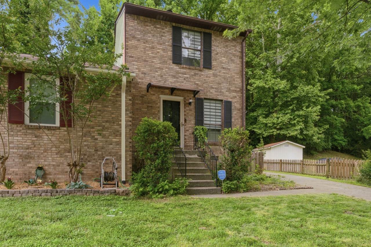 3332 Lakeside Pl - Photo 1