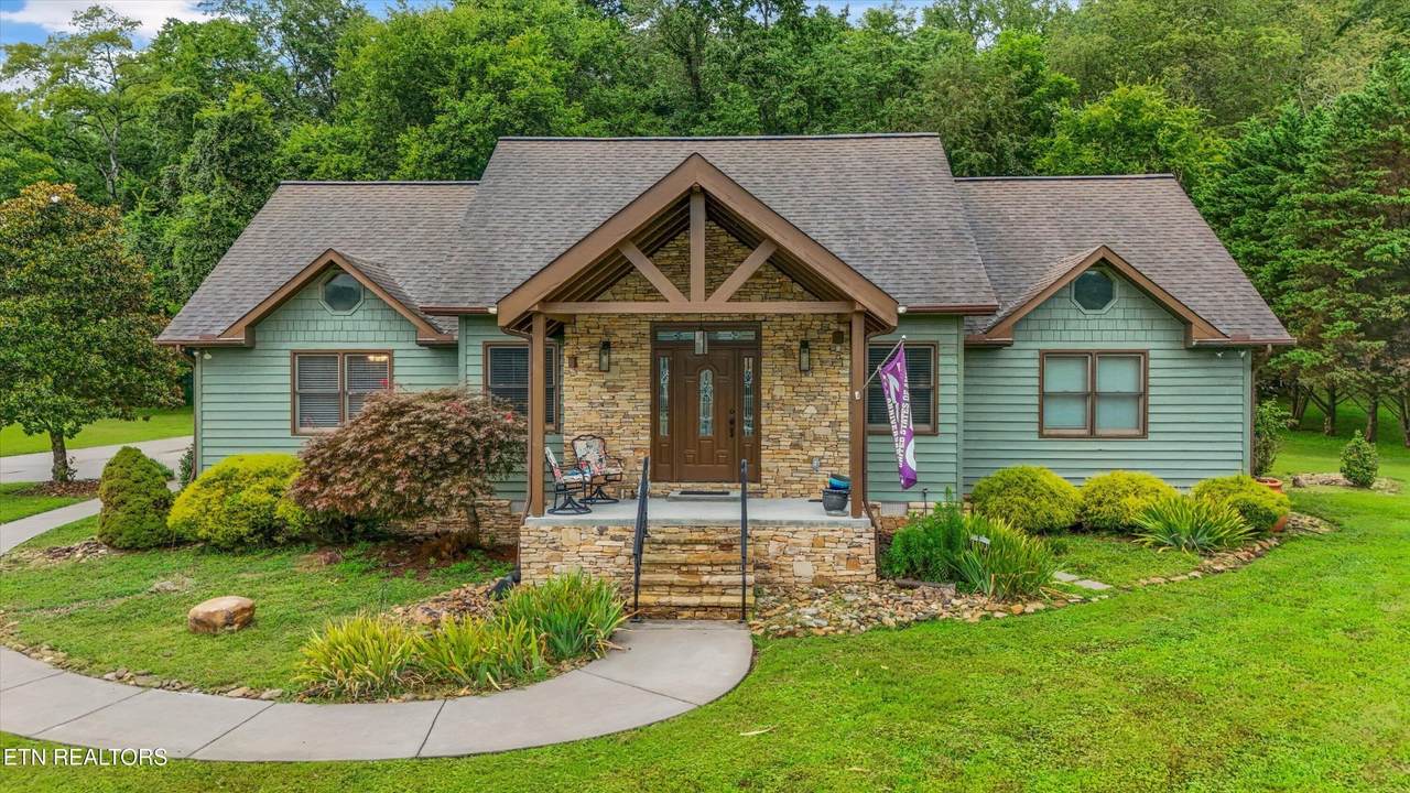 2939 Deep River Drive - Photo 1