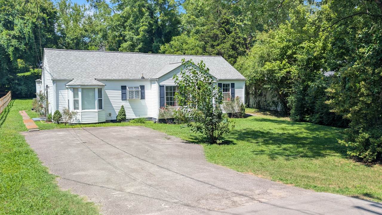 76 E Thompson Ln - Photo 1