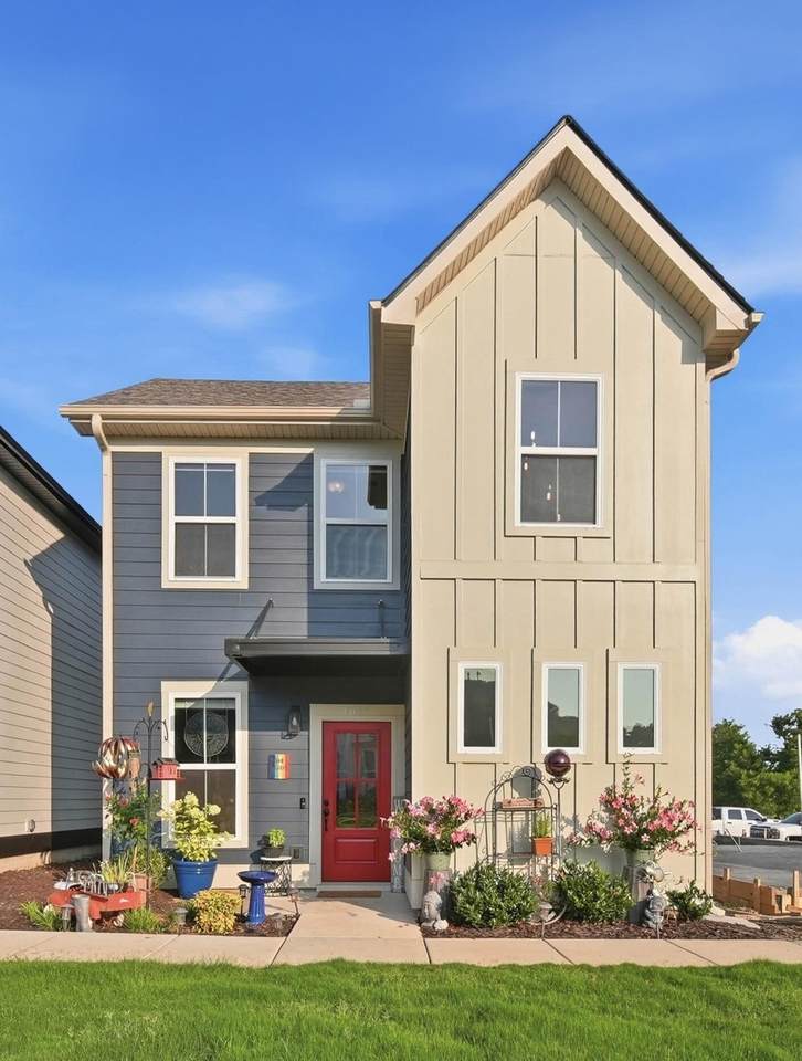 1616 Cotton Way - Photo 1