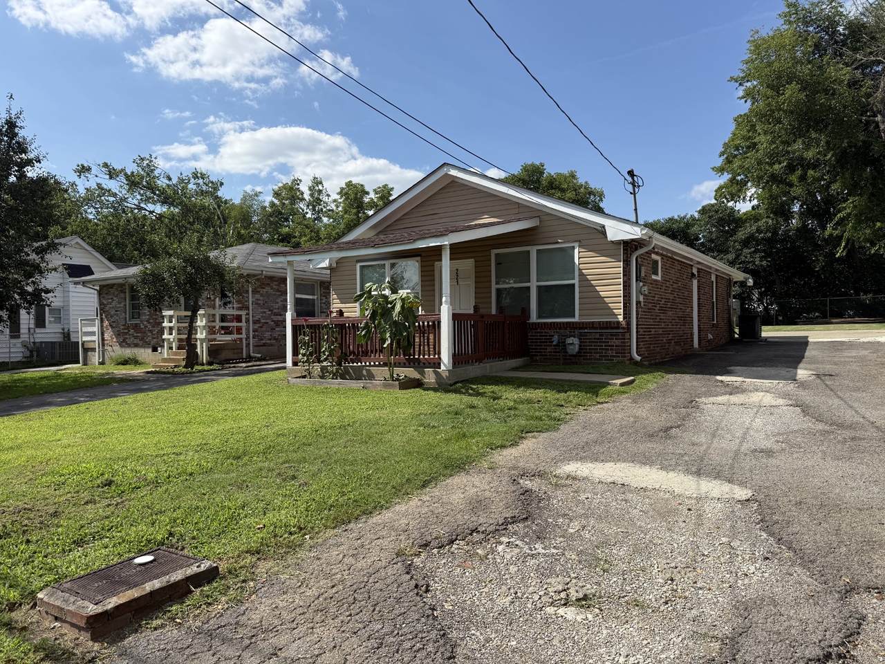 https://bt-photos.global.ssl.fastly.net/nashville/1280_boomver_1_RTC3314782-1.jpg