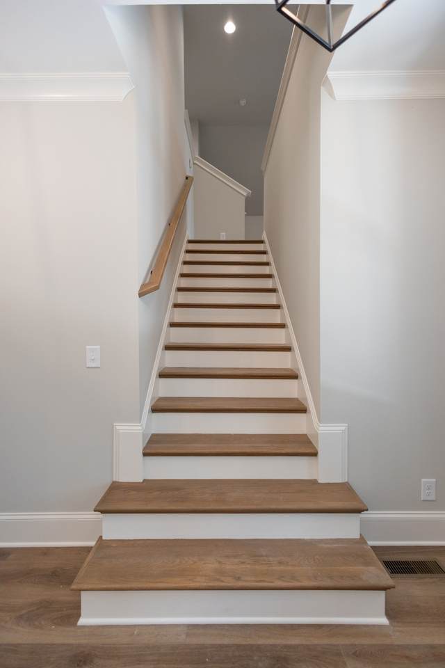 https://bt-photos.global.ssl.fastly.net/nashville/1280_boomver_1_RTC3314879-1.jpg