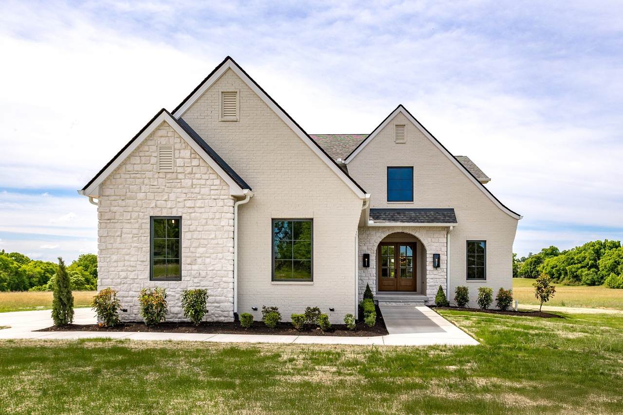 2400 Horn Springs - Photo 1
