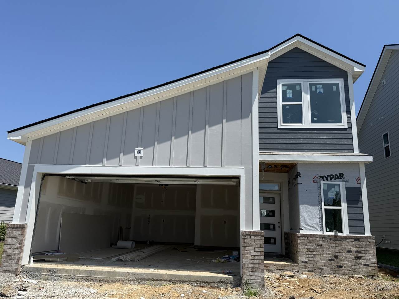 1012 Linn Cove Ct - Photo 1
