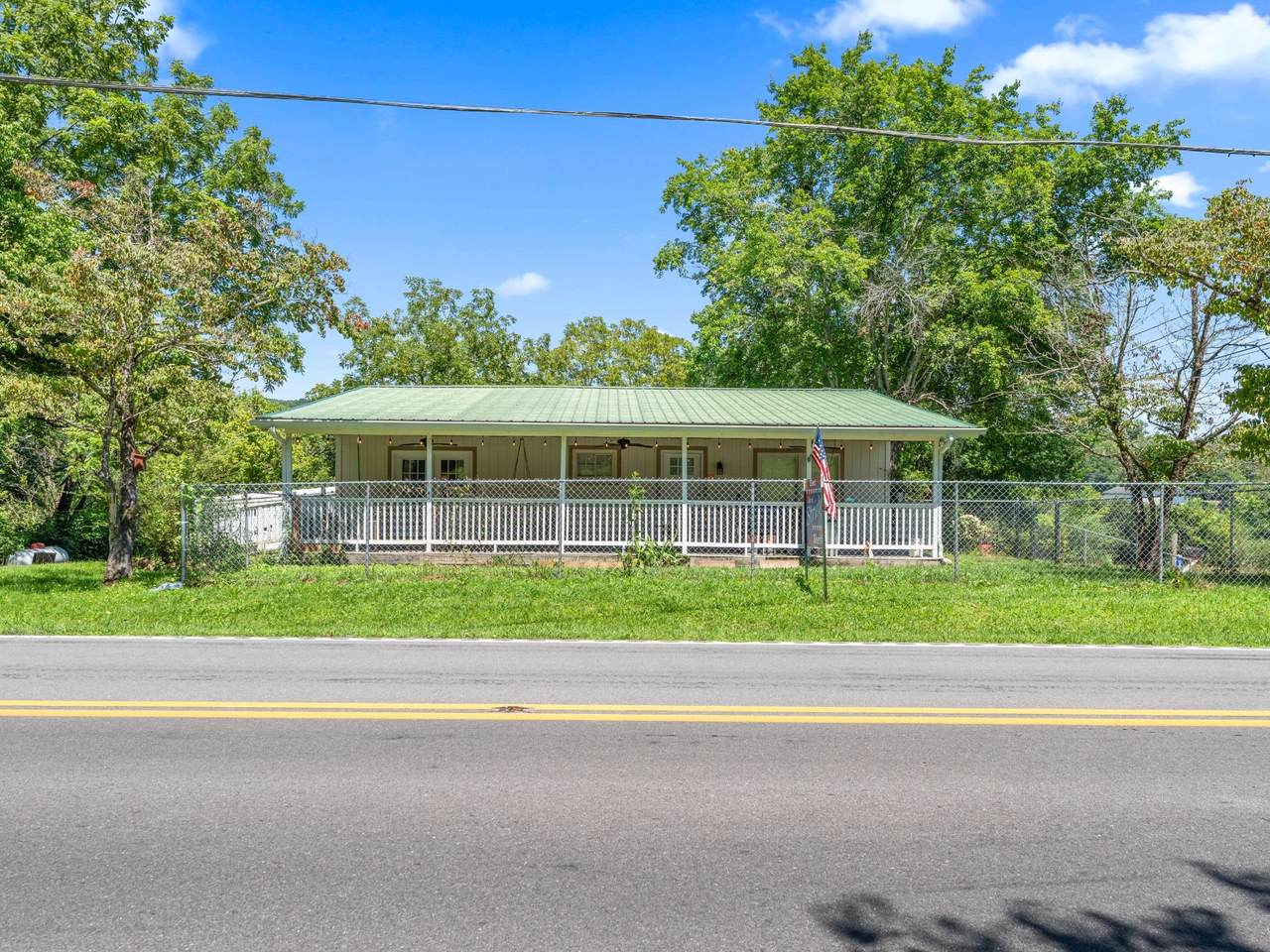 283 Gum St - Photo 1