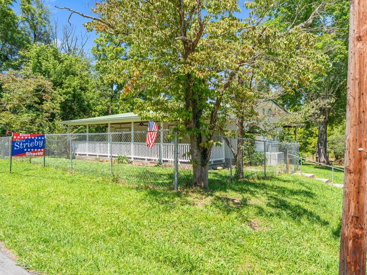 https://bt-photos.global.ssl.fastly.net/nashville/1280_boomver_1_RTC3315995-1.jpg