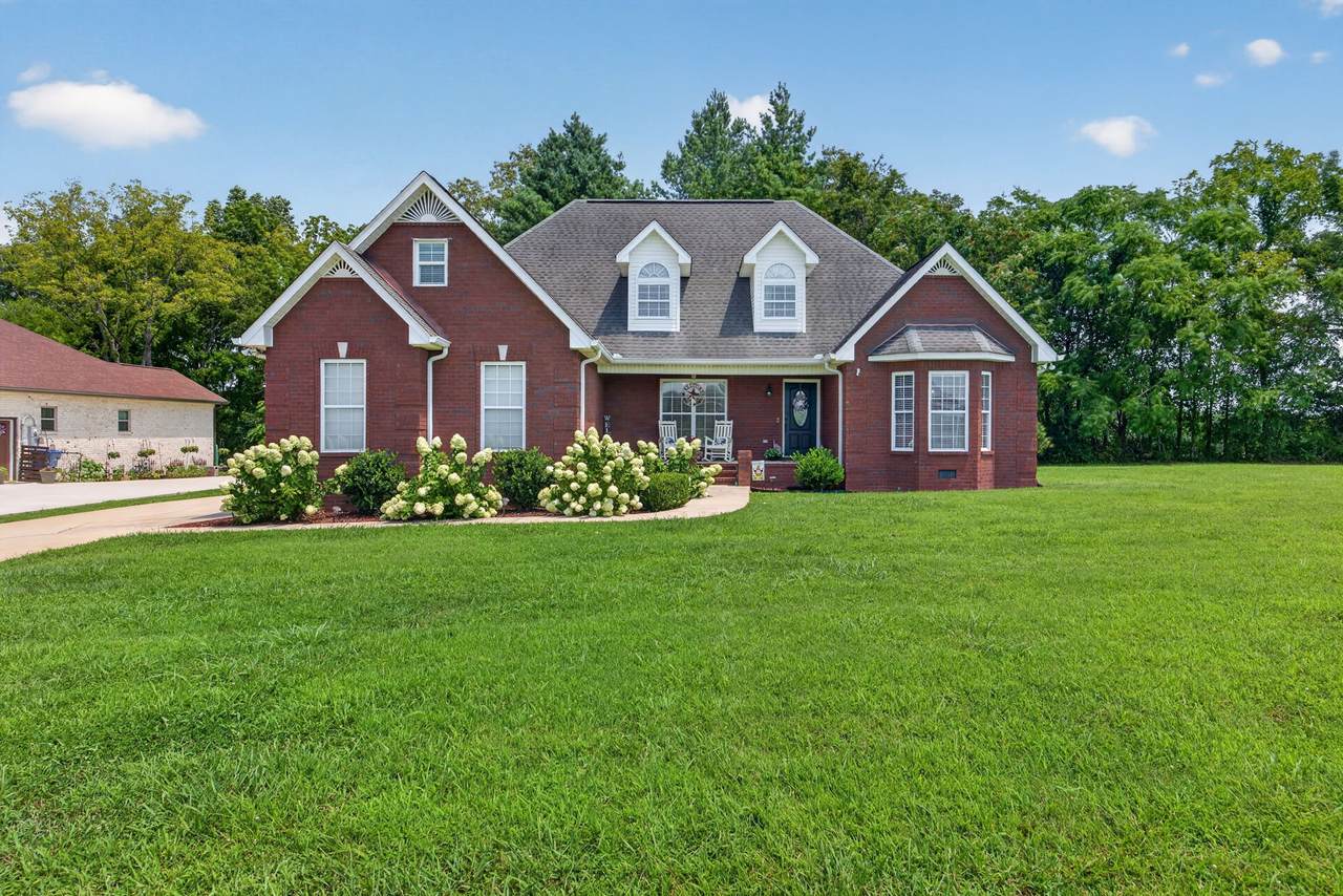 1005 Heathwood West Dr - Photo 1
