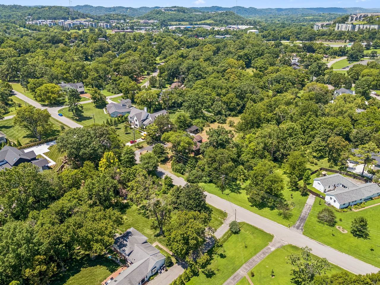 https://bt-photos.global.ssl.fastly.net/nashville/1280_boomver_1_RTC3316087-1.jpg