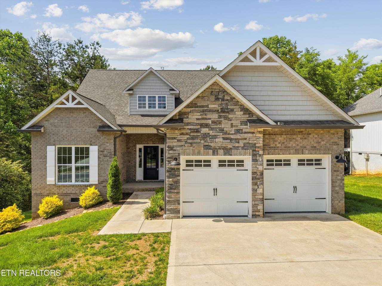 208 Mialaquo Circle - Photo 1
