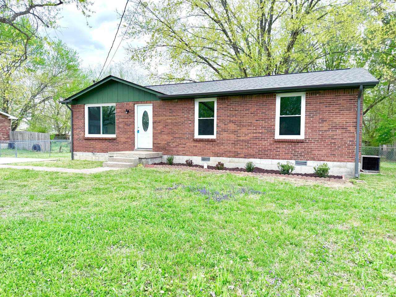 https://bt-photos.global.ssl.fastly.net/nashville/1280_boomver_1_RTC3318376-1.jpg
