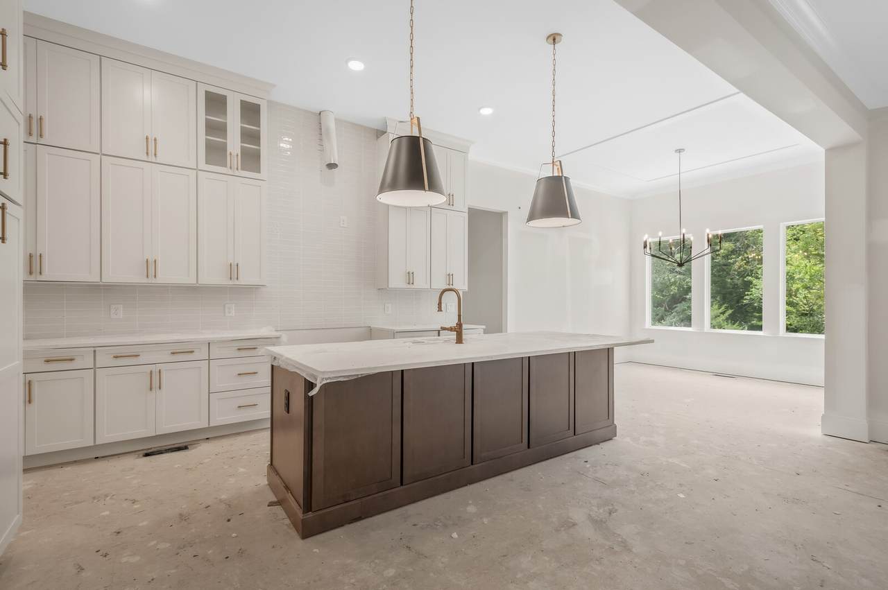 1839 Dartmouth Dr - Photo 1