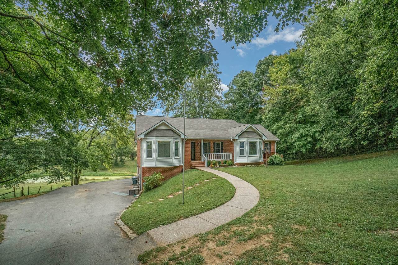 https://bt-photos.global.ssl.fastly.net/nashville/1280_boomver_1_RTC3318453-1.jpg