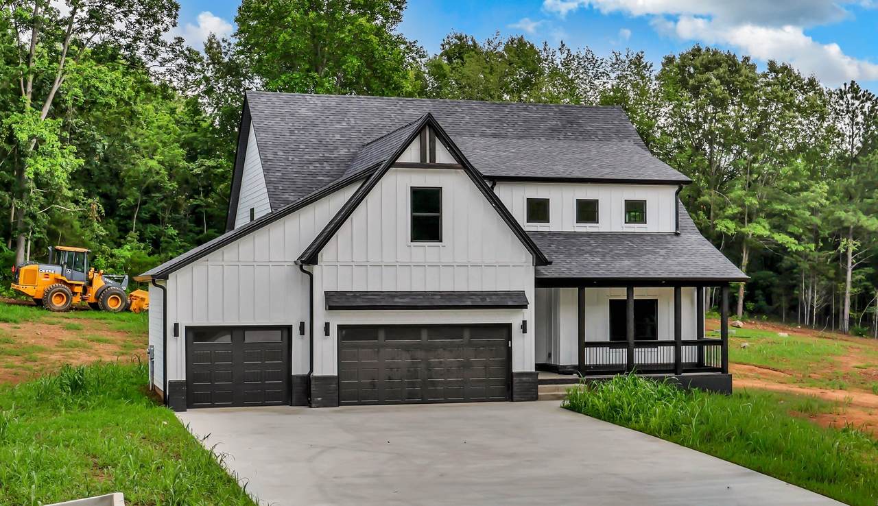 1717 Powell Rd - Photo 1