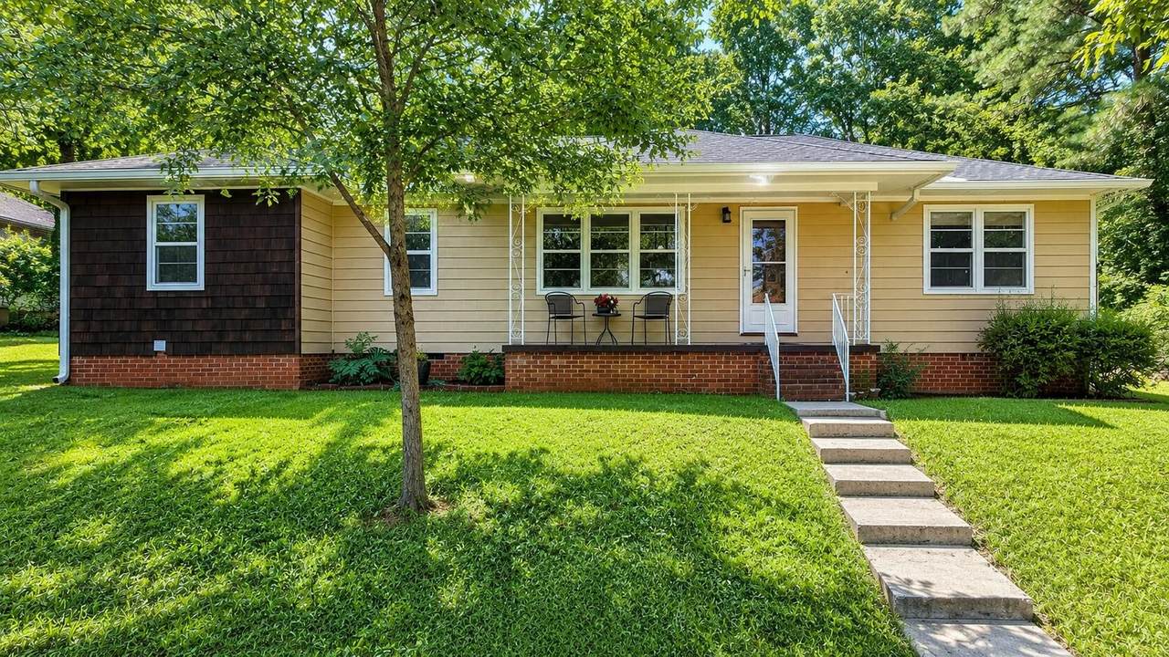 3005 Pine Drive - Photo 1