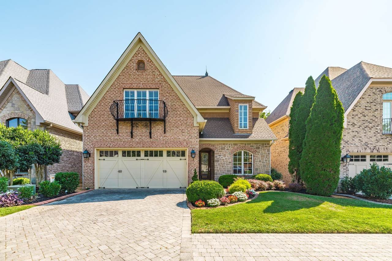 1165 Chloe Dr - Photo 1