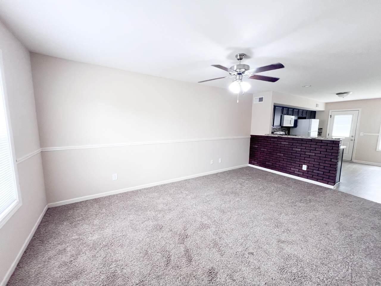https://bt-photos.global.ssl.fastly.net/nashville/1280_boomver_1_RTC3319044-1.jpg
