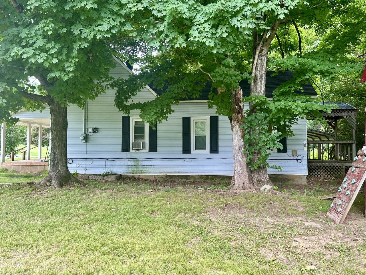 240 Red Hill Rd - Photo 1