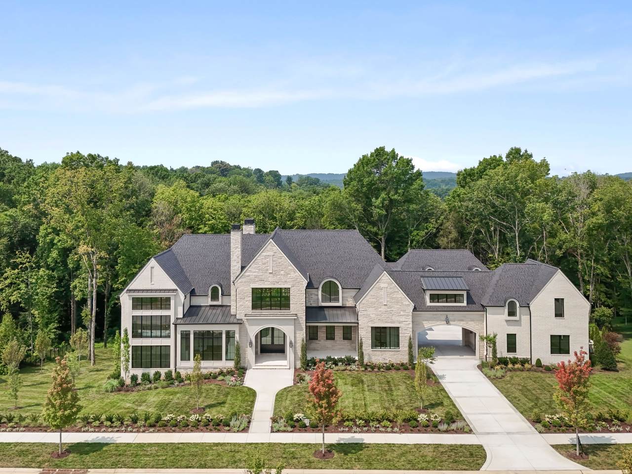 https://bt-photos.global.ssl.fastly.net/nashville/1280_boomver_1_RTC3319122-1.jpg