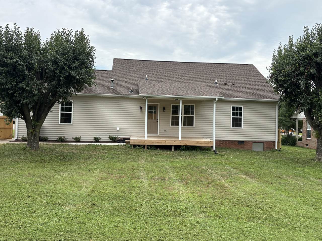 https://bt-photos.global.ssl.fastly.net/nashville/1280_boomver_1_RTC3319144-1.jpg