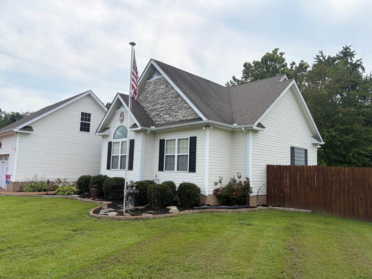 https://bt-photos.global.ssl.fastly.net/nashville/1280_boomver_1_RTC3319317-1.jpg