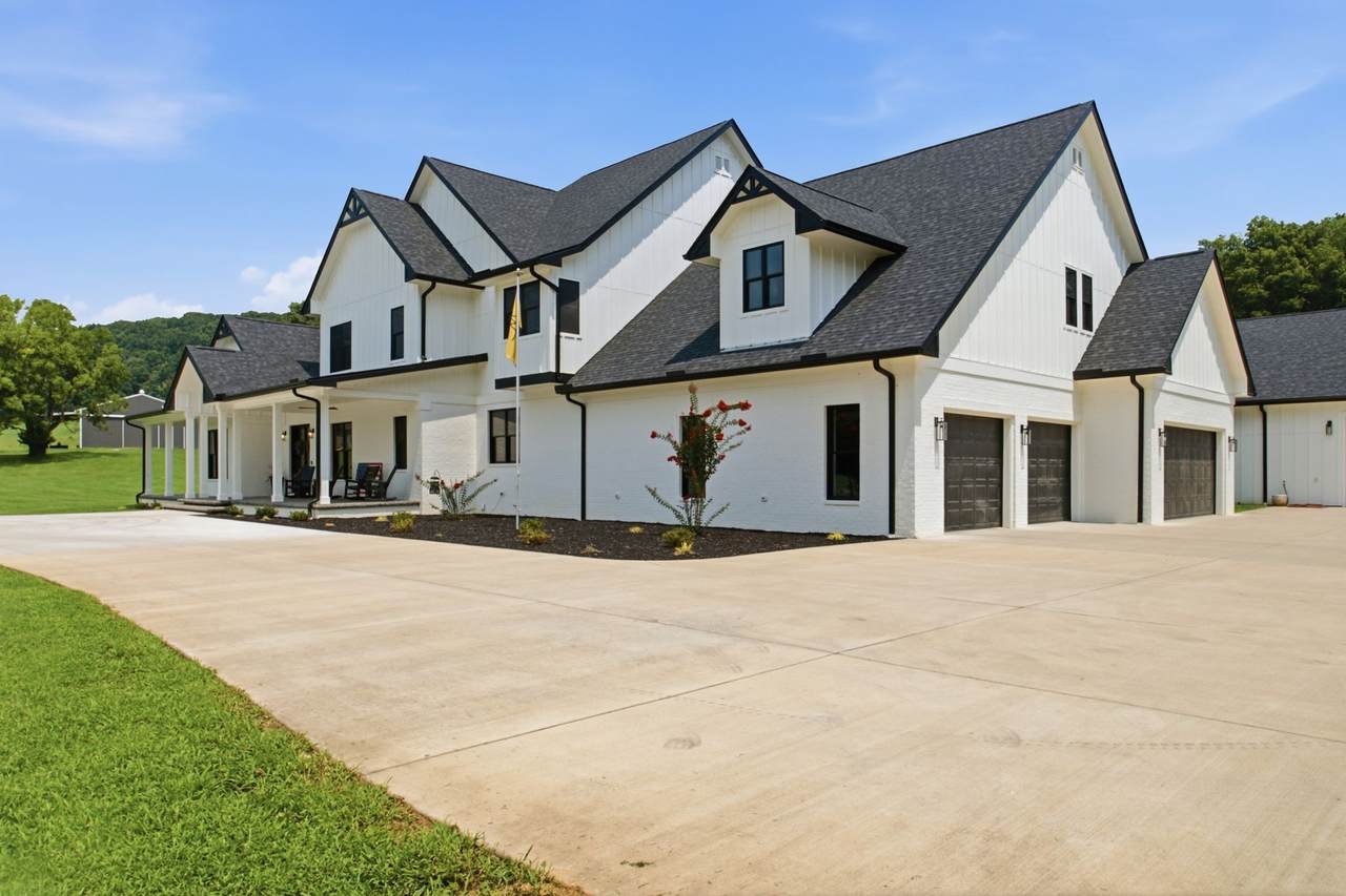 150 Scenic Cir - Photo 1