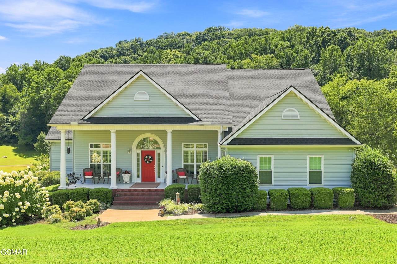 219 Americana Lane - Photo 1