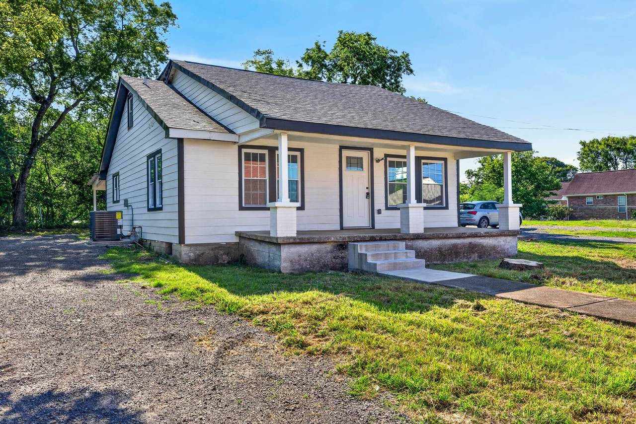 211 Ward St - Photo 1