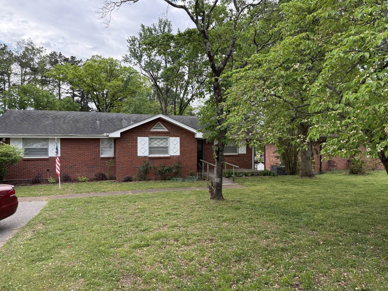 https://bt-photos.global.ssl.fastly.net/nashville/1280_boomver_1_RTC3319718-1.jpg