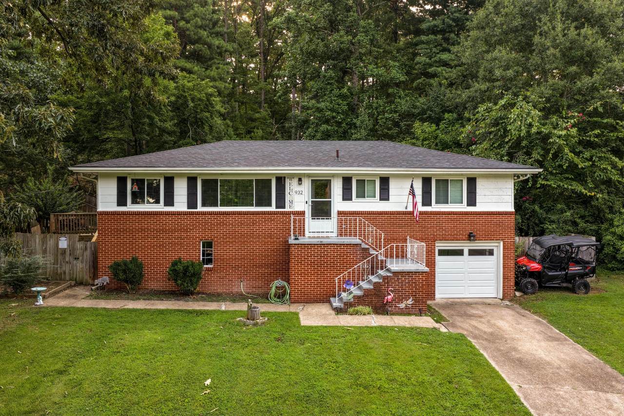 932 Marion Street - Photo 1
