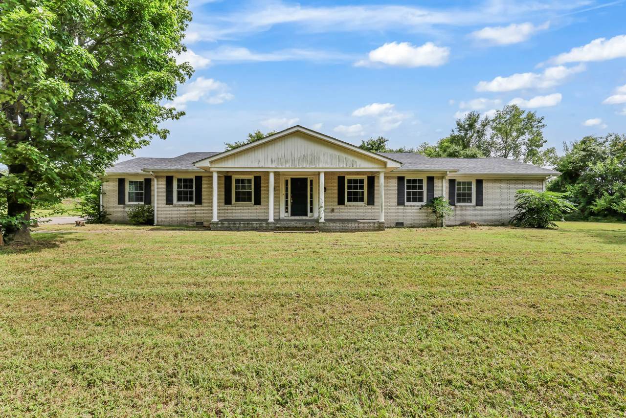 359 Meadow Ln - Photo 1