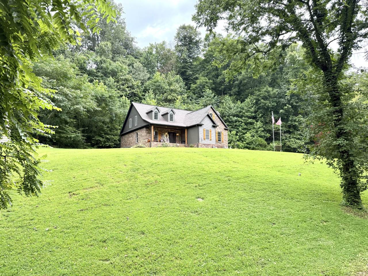 https://bt-photos.global.ssl.fastly.net/nashville/1280_boomver_1_RTC3320096-1.jpg