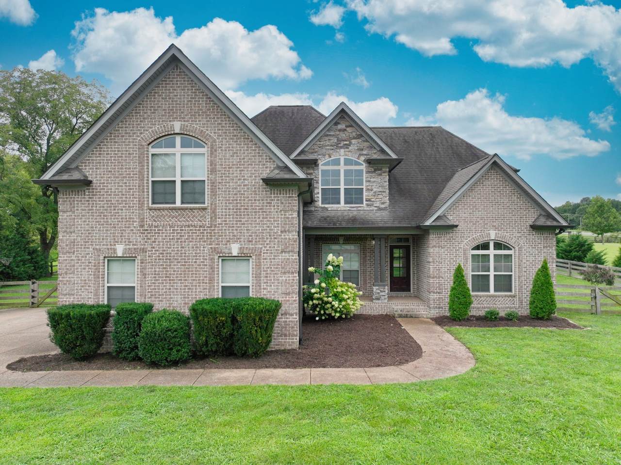 https://bt-photos.global.ssl.fastly.net/nashville/1280_boomver_1_RTC3320140-1.jpg